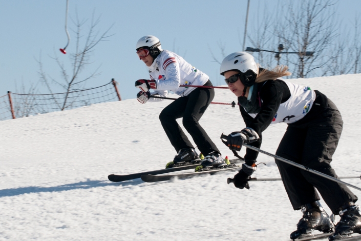 Zdjęcie sportowe - narciarskie zawody sportowe